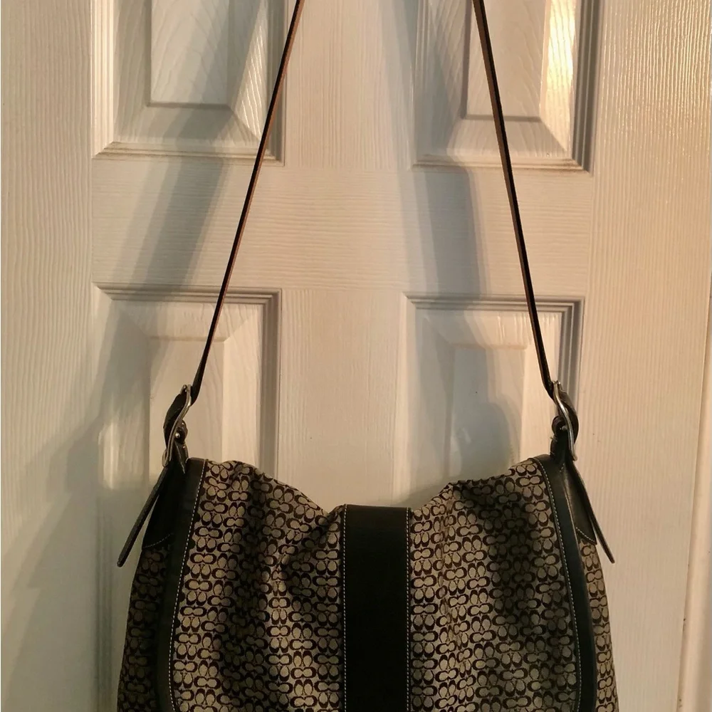 Coach Signature Canvas Messenger Bag in Black and Grey